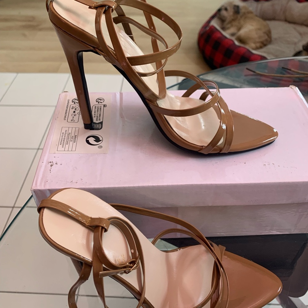 Elegant Tan Strappy Heels